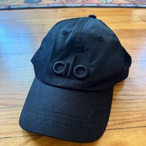 ALO Yoga Classic Black Cap